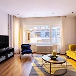 Apartment Bright Charming Modern 3bd2bath Balcony! #367