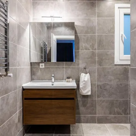 Bright Charming Modern 3bd2bath Balcony! #367 * Isztambul
