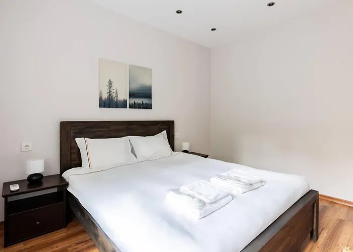 Appartement Bright Charming Modern 3bd2bath Balcony! #367 *