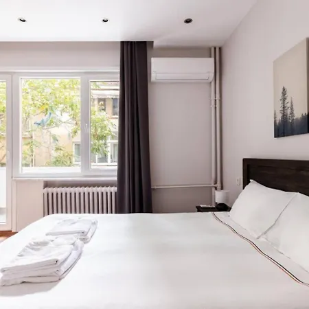 Bright Charming Modern 3bd2bath Balcony! #367 Istanboel